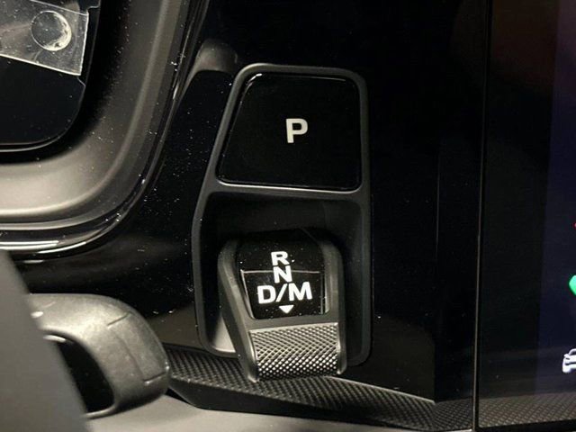 Certified 2025 Porsche Cayenne Coupe image 27