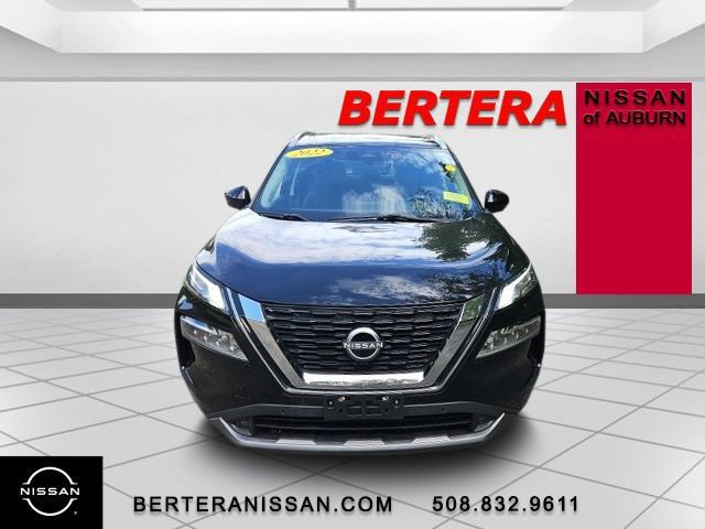 Used 2022 Nissan Rogue SL w/ SL Premium Package image 3