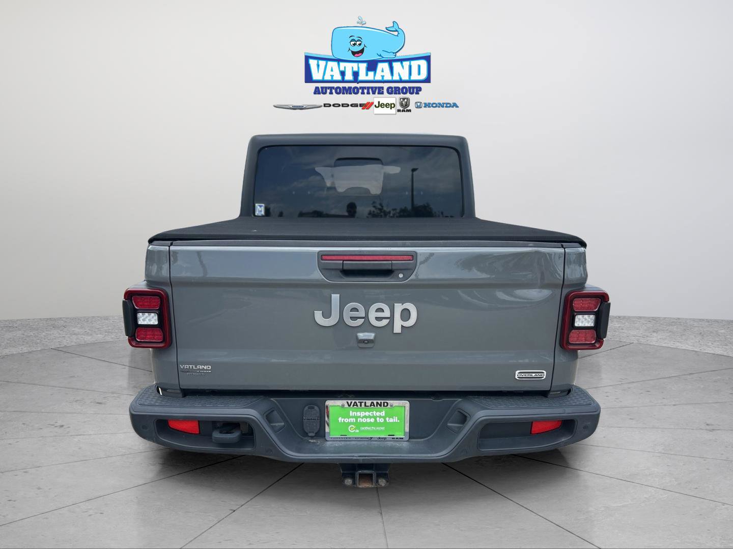 Certified 2020 Jeep Gladiator Overland w/ Popular Equipment Package AWD/4WD image 4