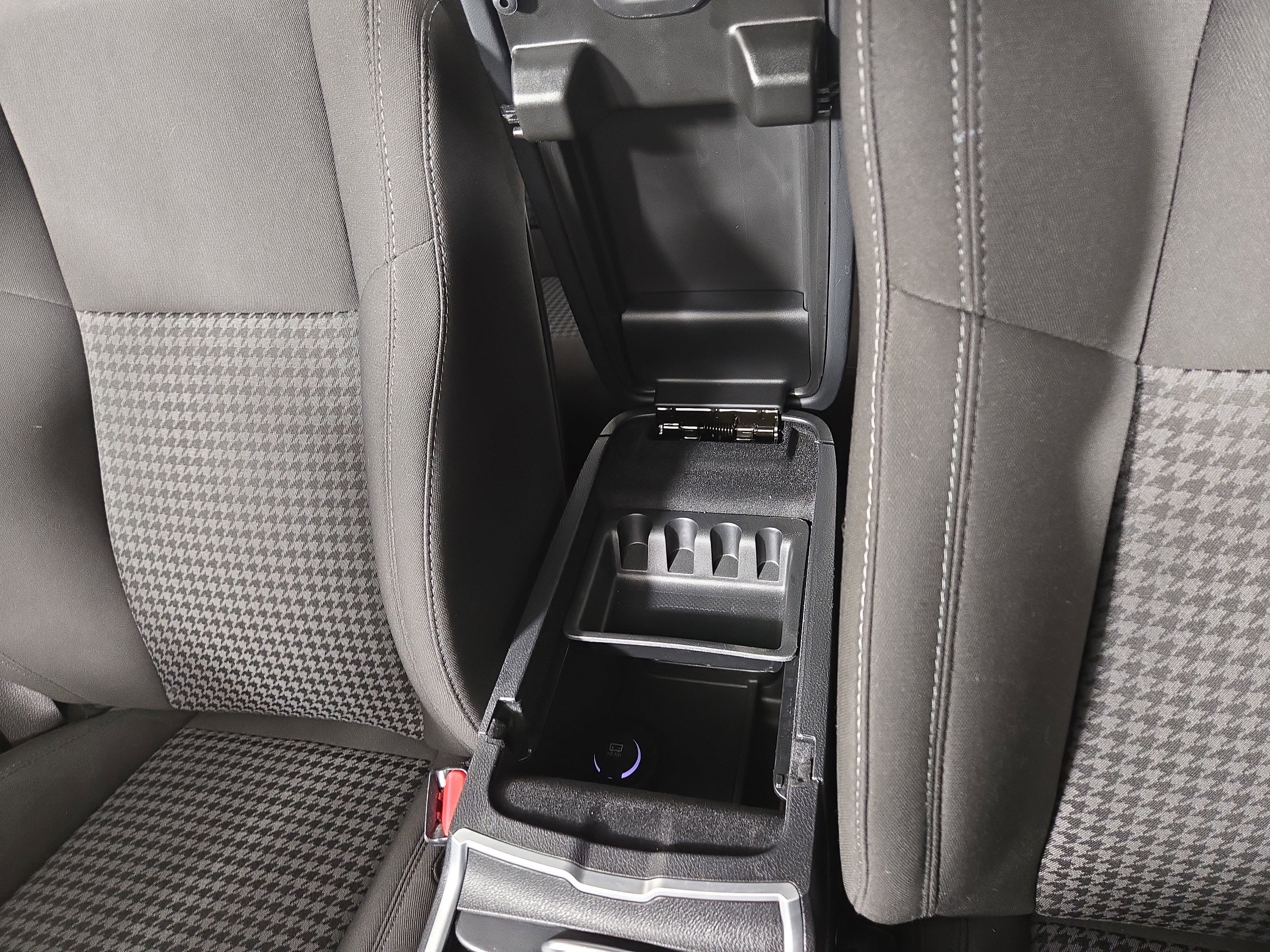 Certified 2023 Dodge Charger GT image 27