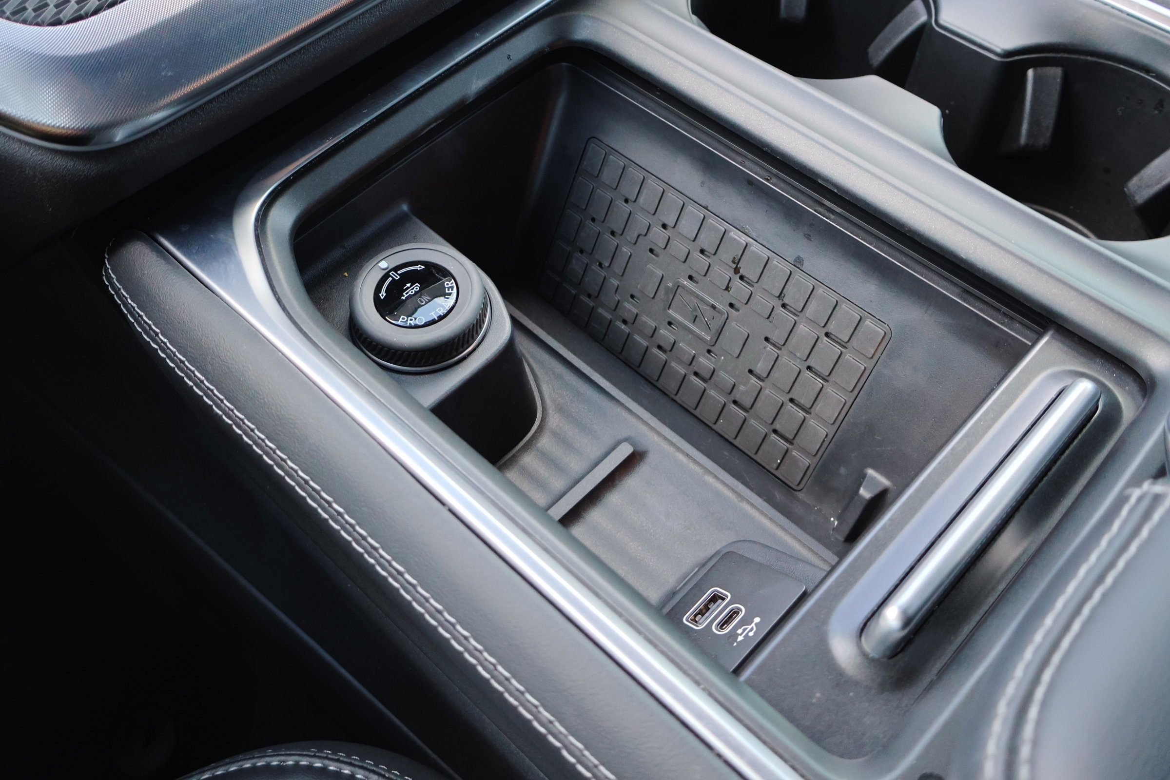 Certified 2025 Ford Expedition Max Platinum w/ Stealth Appearance Package image 21