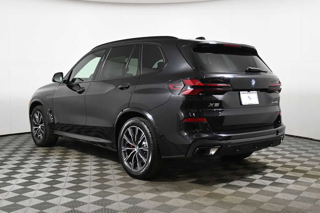 New 2026 BMW X5 xDrive50e w/ Executive Package image 5