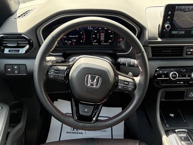 Certified 2025 Honda Pilot Black Edition image 40