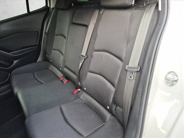 Used 2016 MAZDA MAZDA3 i Touring w/ Popular Equipment Package FWD image 18