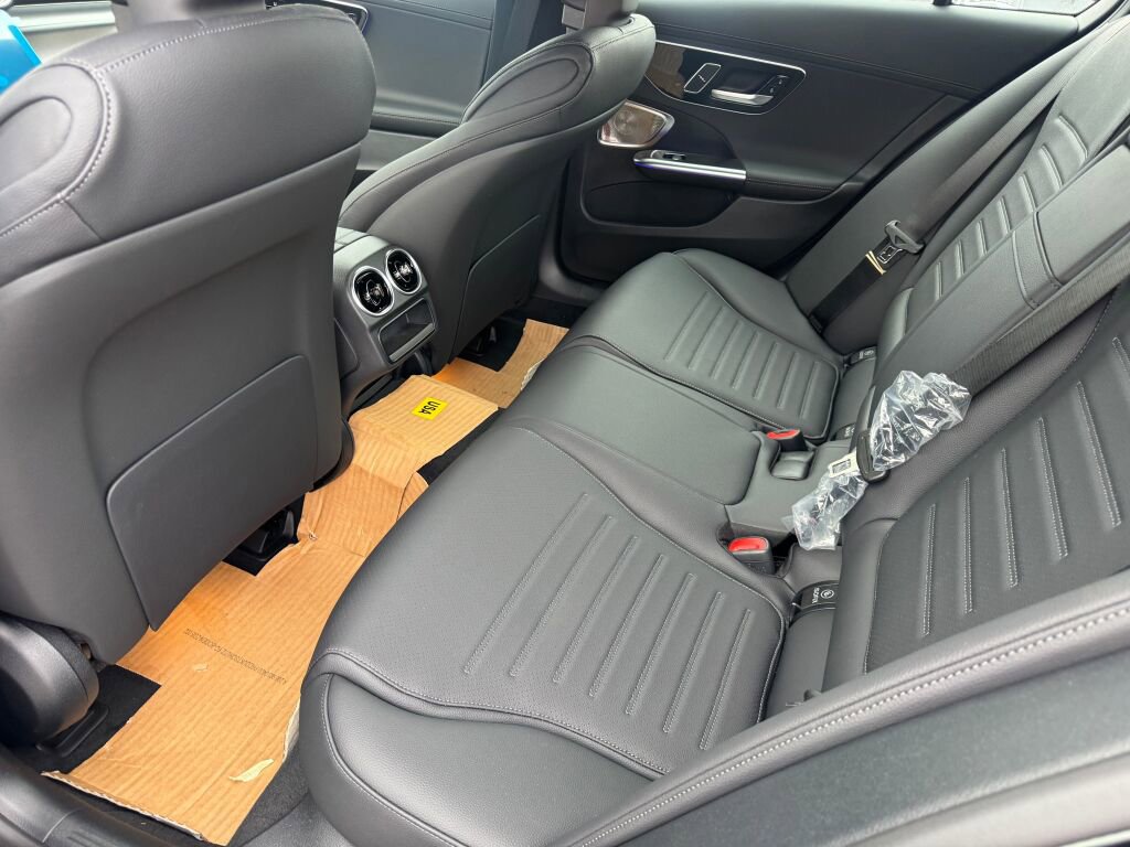 New 2026 Mercedes-Benz C 300 4MATIC Sedan image 15