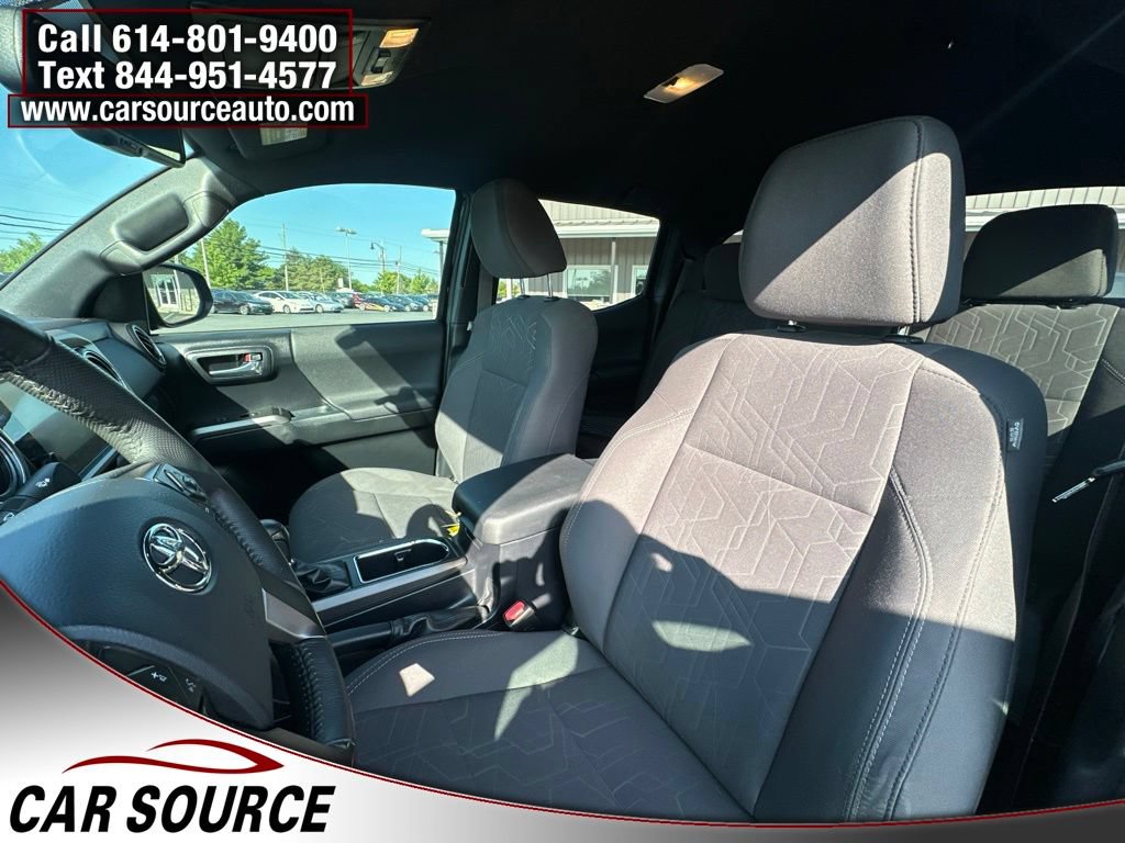 Used 2017 Toyota Tacoma TRD Sport w/ Tow Package (A/T) AWD/4WD image 15