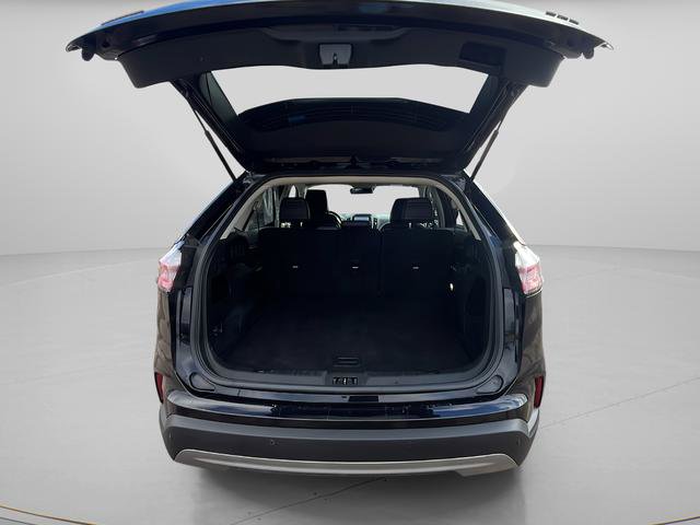 Used 2023 Ford Edge SEL image 24