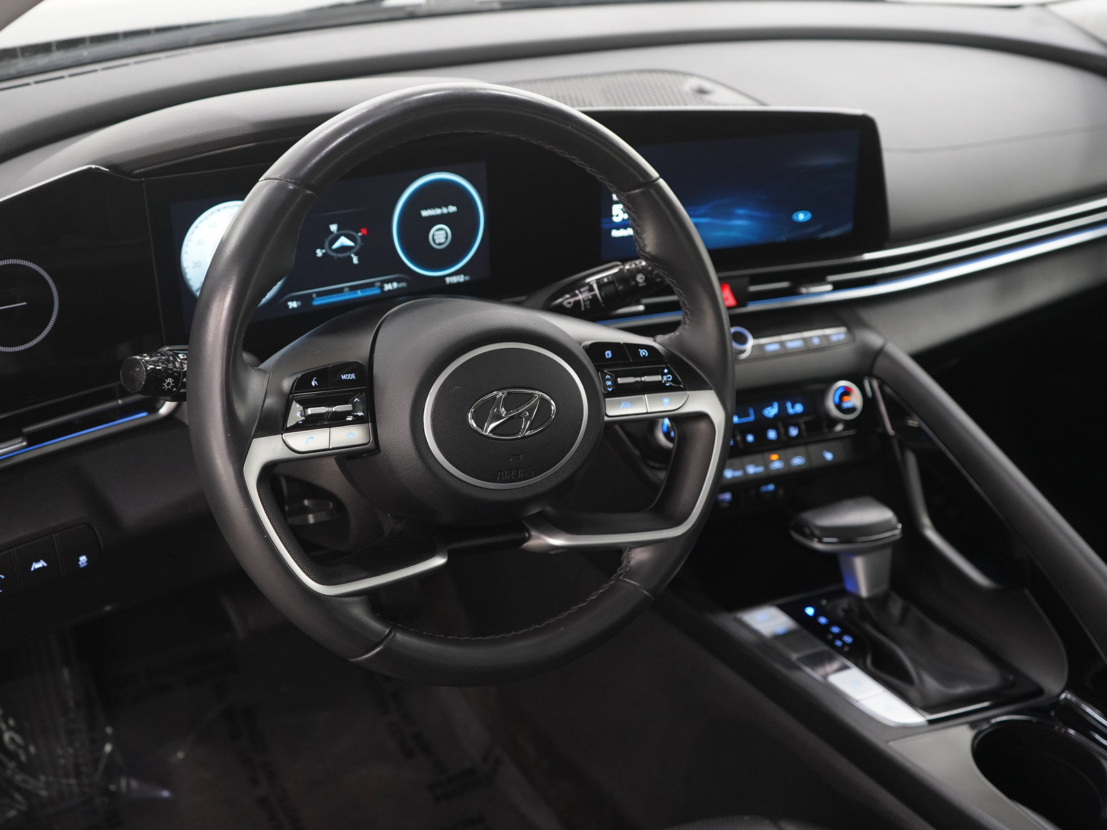 Used 2023 Hyundai Elantra Limited FWD image 20