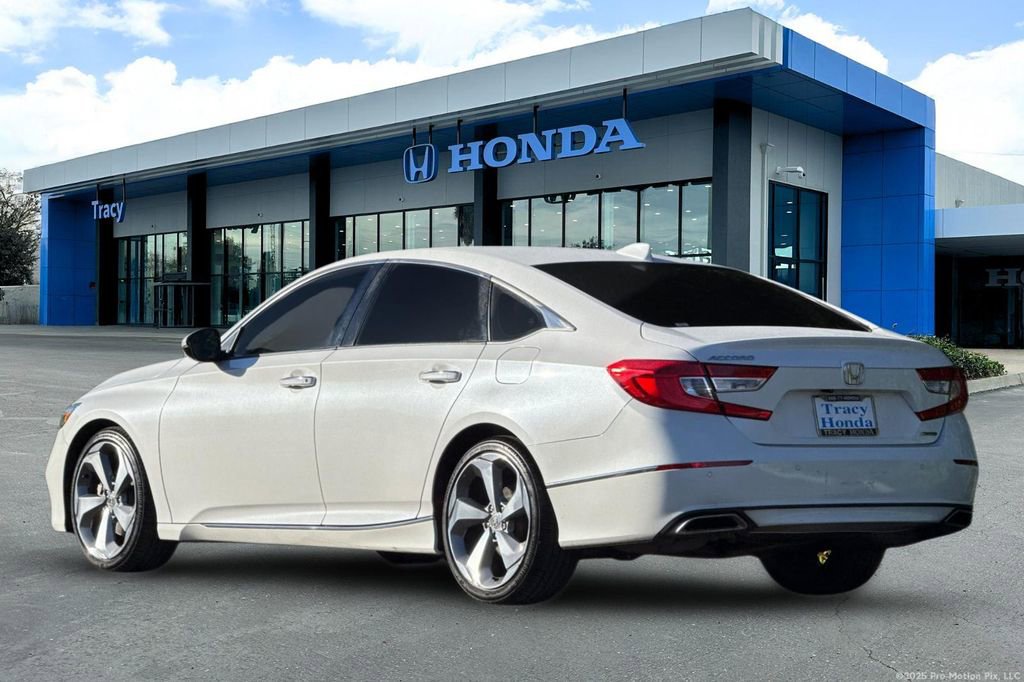 Certified 2018 Honda Accord Touring image 10