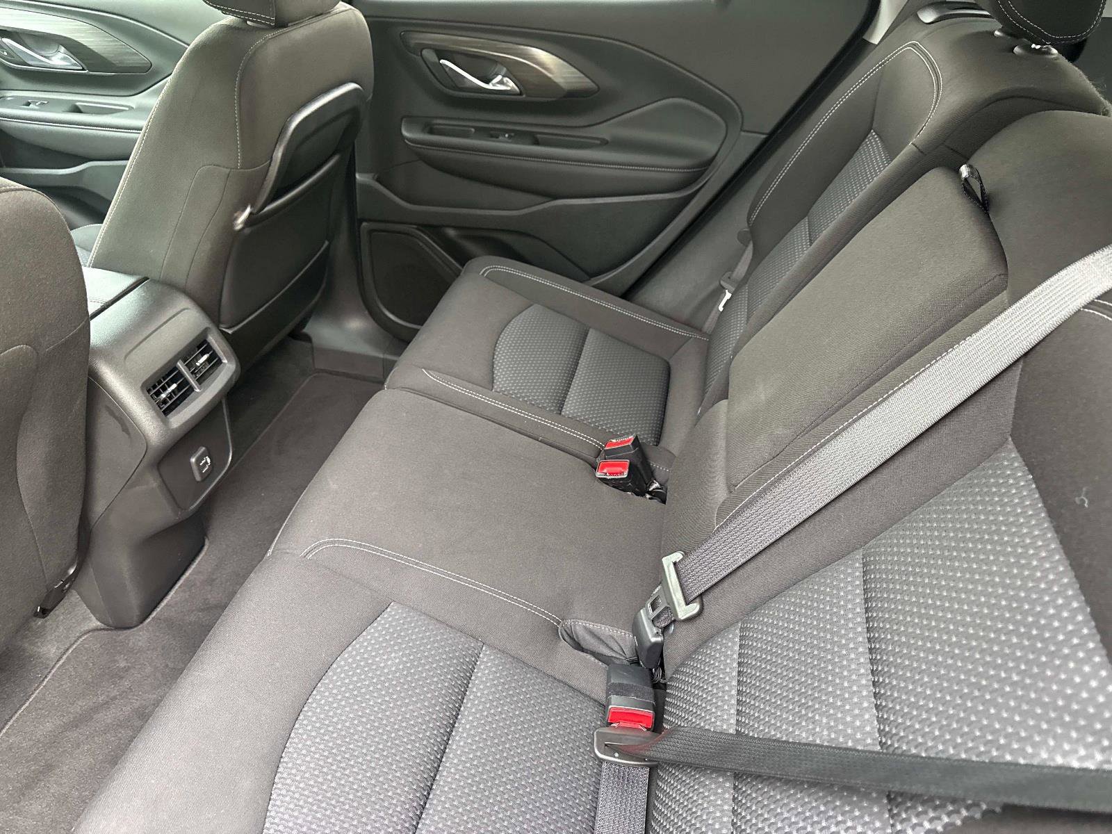 Used 2022 GMC Terrain SLE w/ Driver Convenience Package image 14