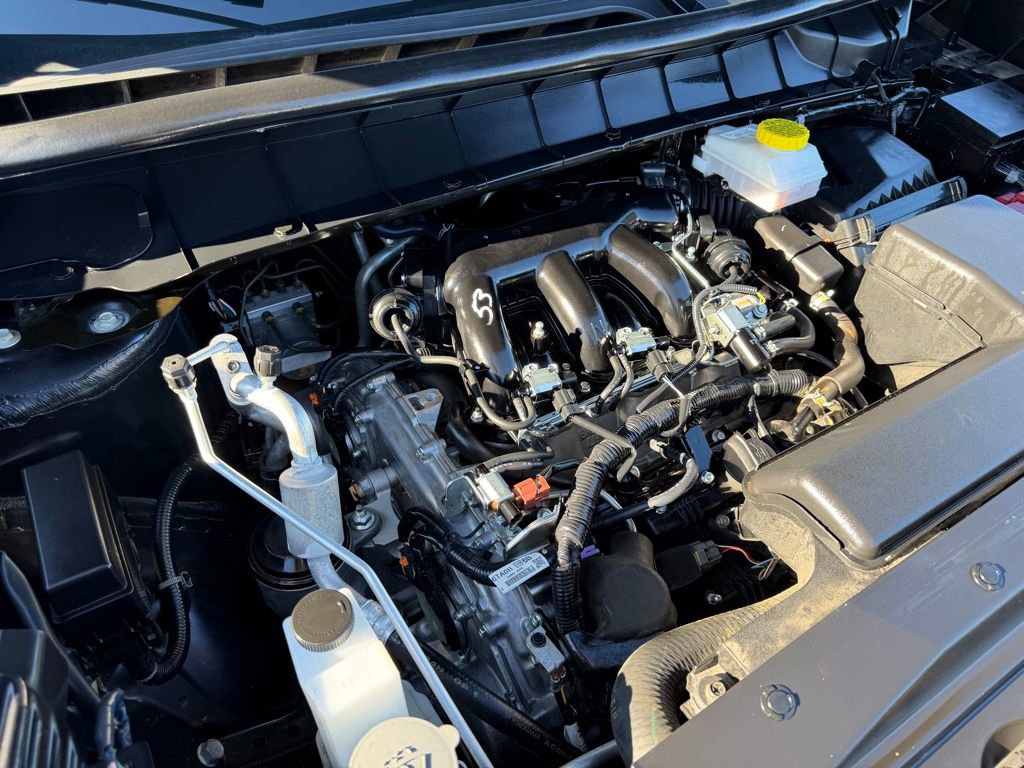 Used 2025 Nissan Pathfinder Platinum image 43