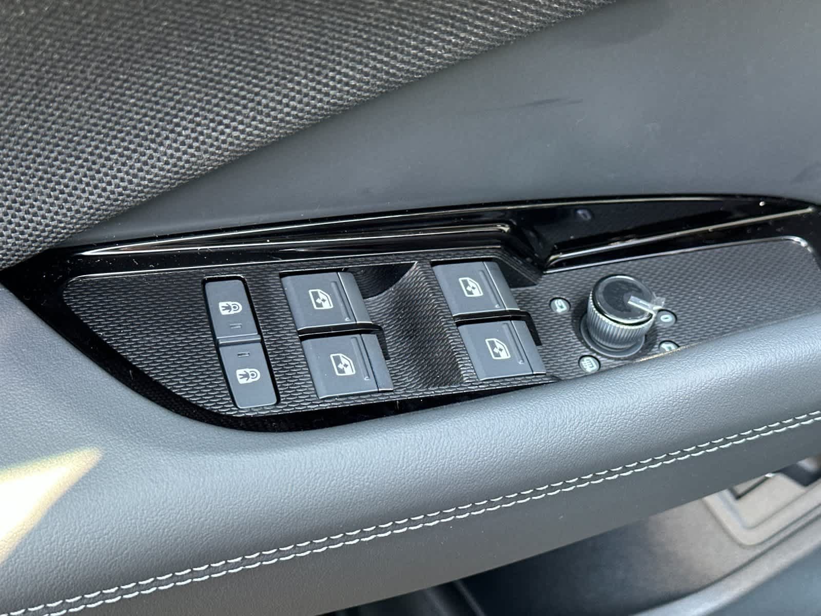 New 2026 Audi Q3 quattro 2.0T AWD/4WD image 13