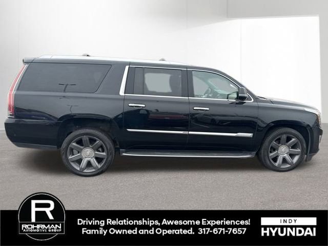 Used 2020 Cadillac Escalade ESV Luxury image 8