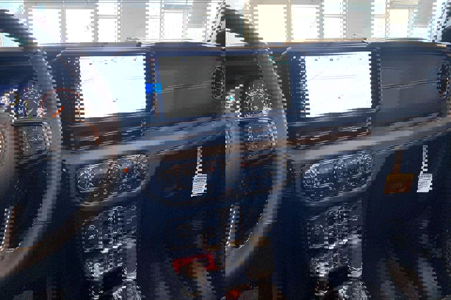 New 2025 Jeep Wrangler Unlimited Rubicon 392 image 6