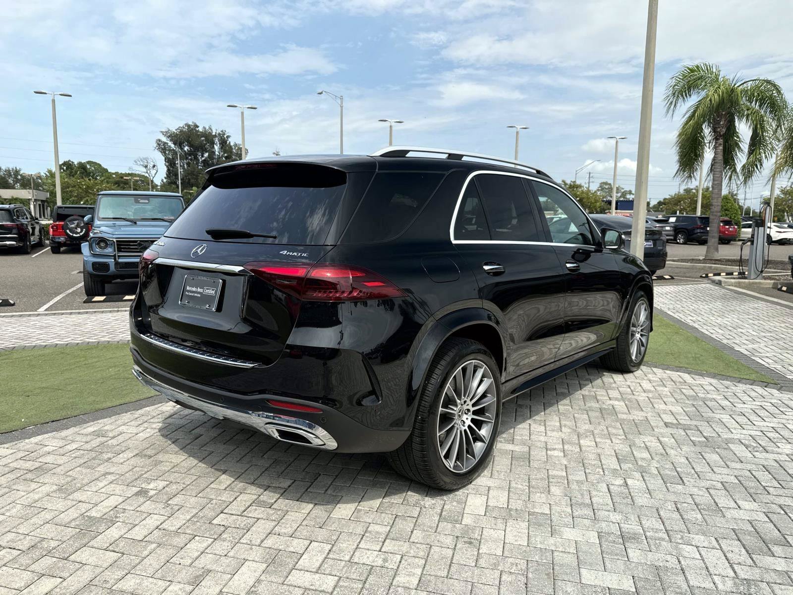 Certified 2024 Mercedes-Benz GLE 450e 4MATIC image 5