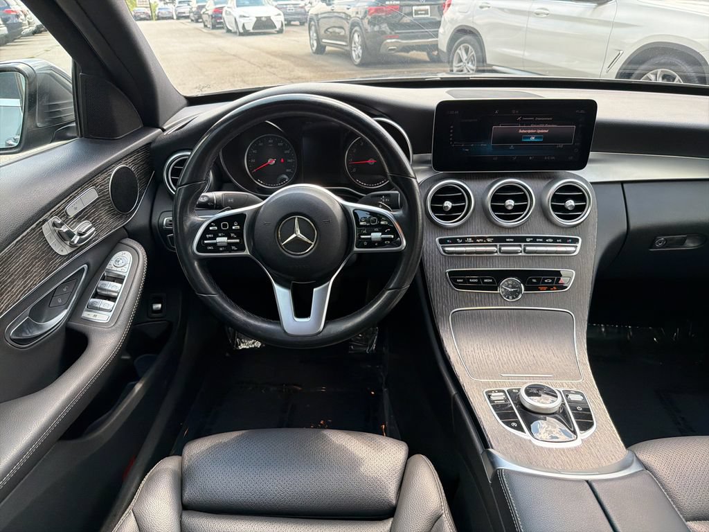 Used 2019 Mercedes-Benz C 300 Sedan w/ Premium Package image 23