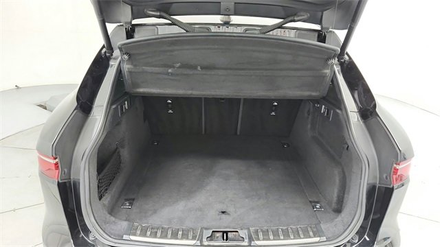 Used 2021 Jaguar F-PACE S image 20