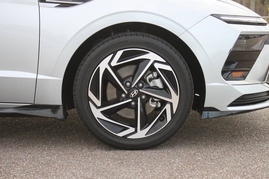 Used 2024 Hyundai Sonata SEL w/ Convenience Package image 4