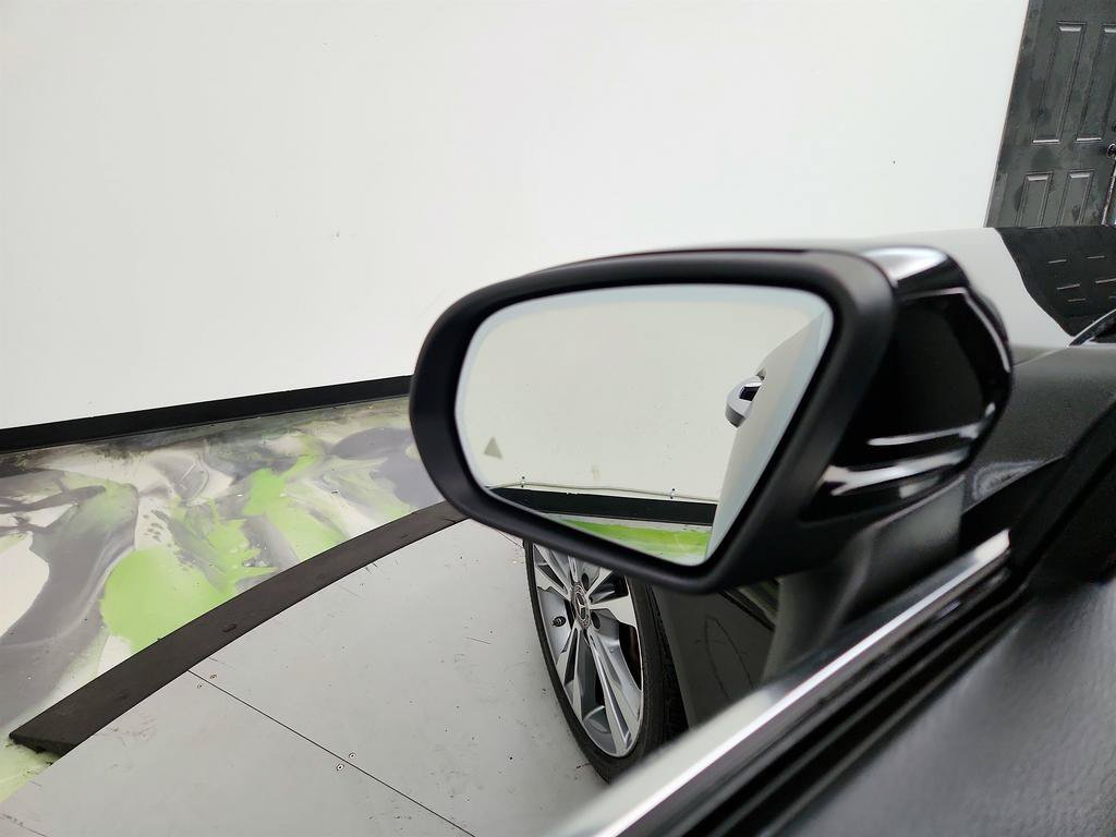 Used 2018 Mercedes-Benz C 300 Cabriolet image 15