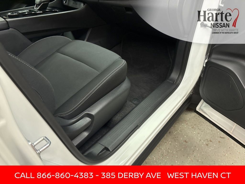 Certified 2024 Nissan Rogue S image 35