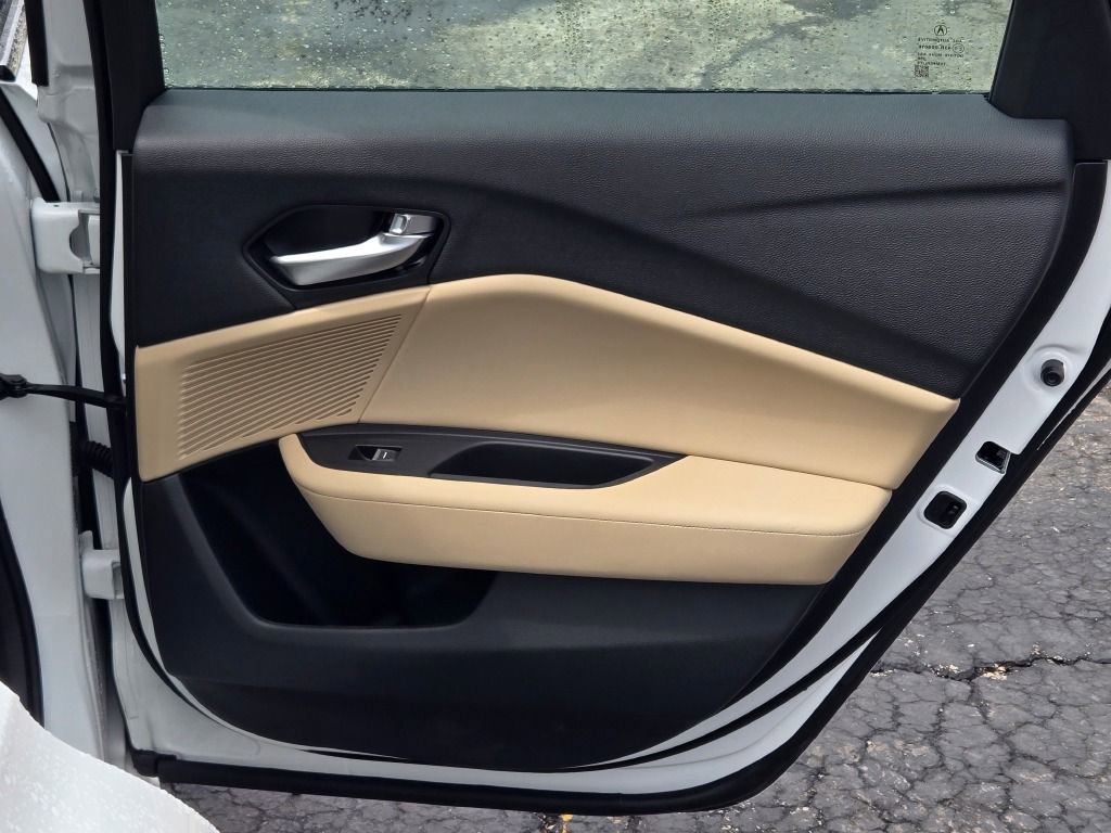 Used 2023 Acura TLX w/ Technology Package image 12