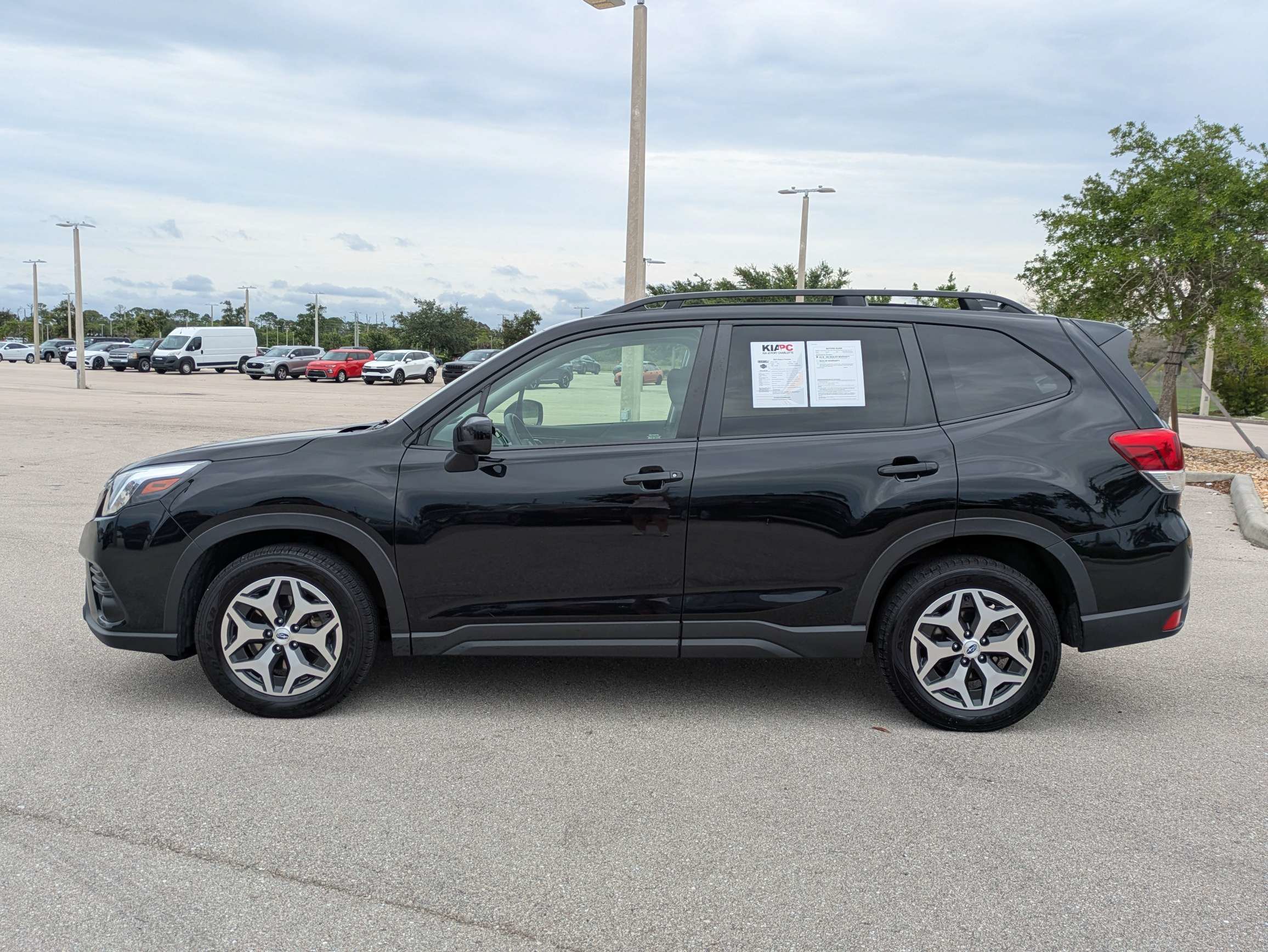 Used 2024 Subaru Forester Premium AWD/4WD image 8