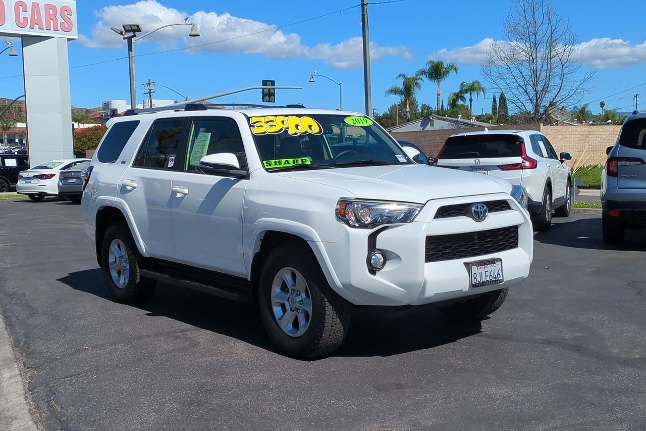 Used 2019 Toyota 4Runner SR5 Premium image 3