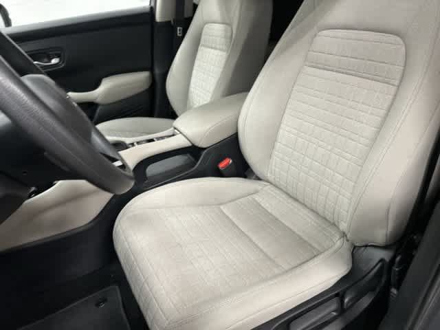 Certified 2027 Honda HR-V LX image 10