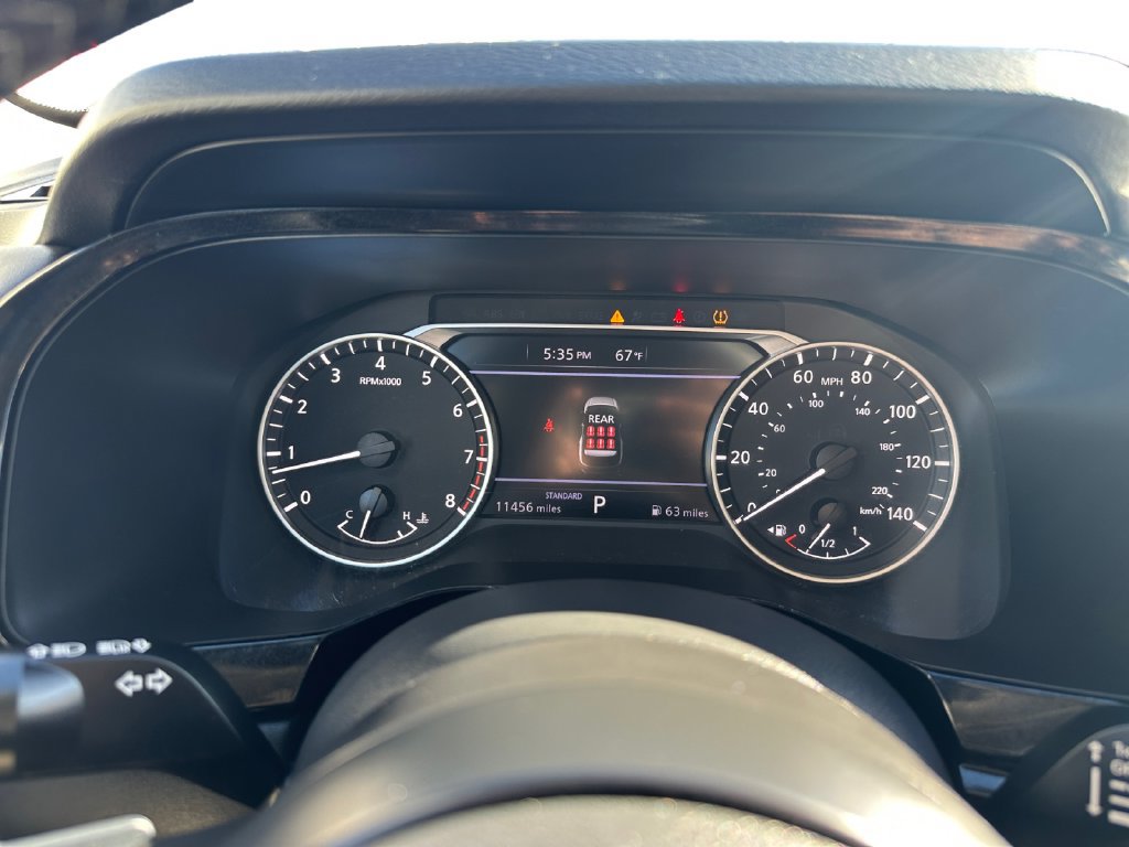 Used 2025 Nissan Pathfinder SV FWD image 24