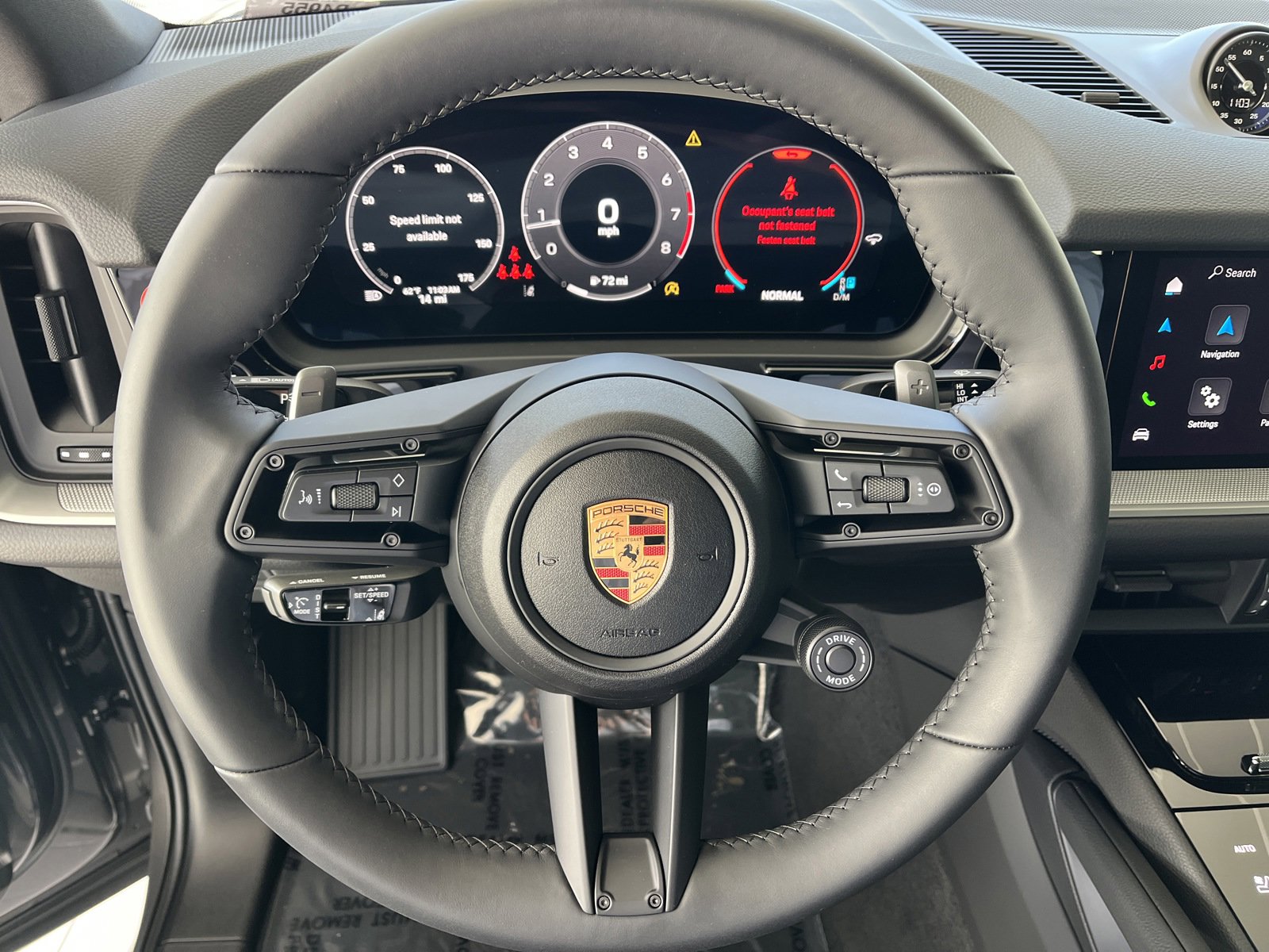New 2025 Porsche Cayenne image 15