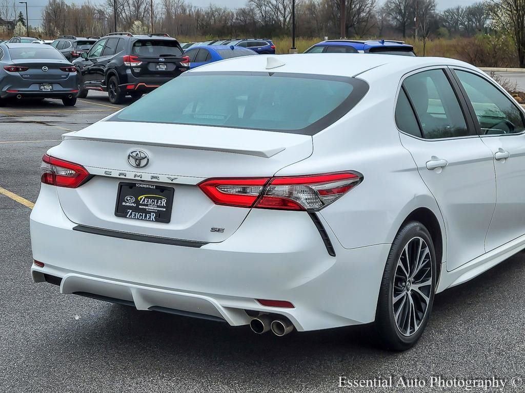 Used 2018 Toyota Camry SE w/ Audio Package image 6