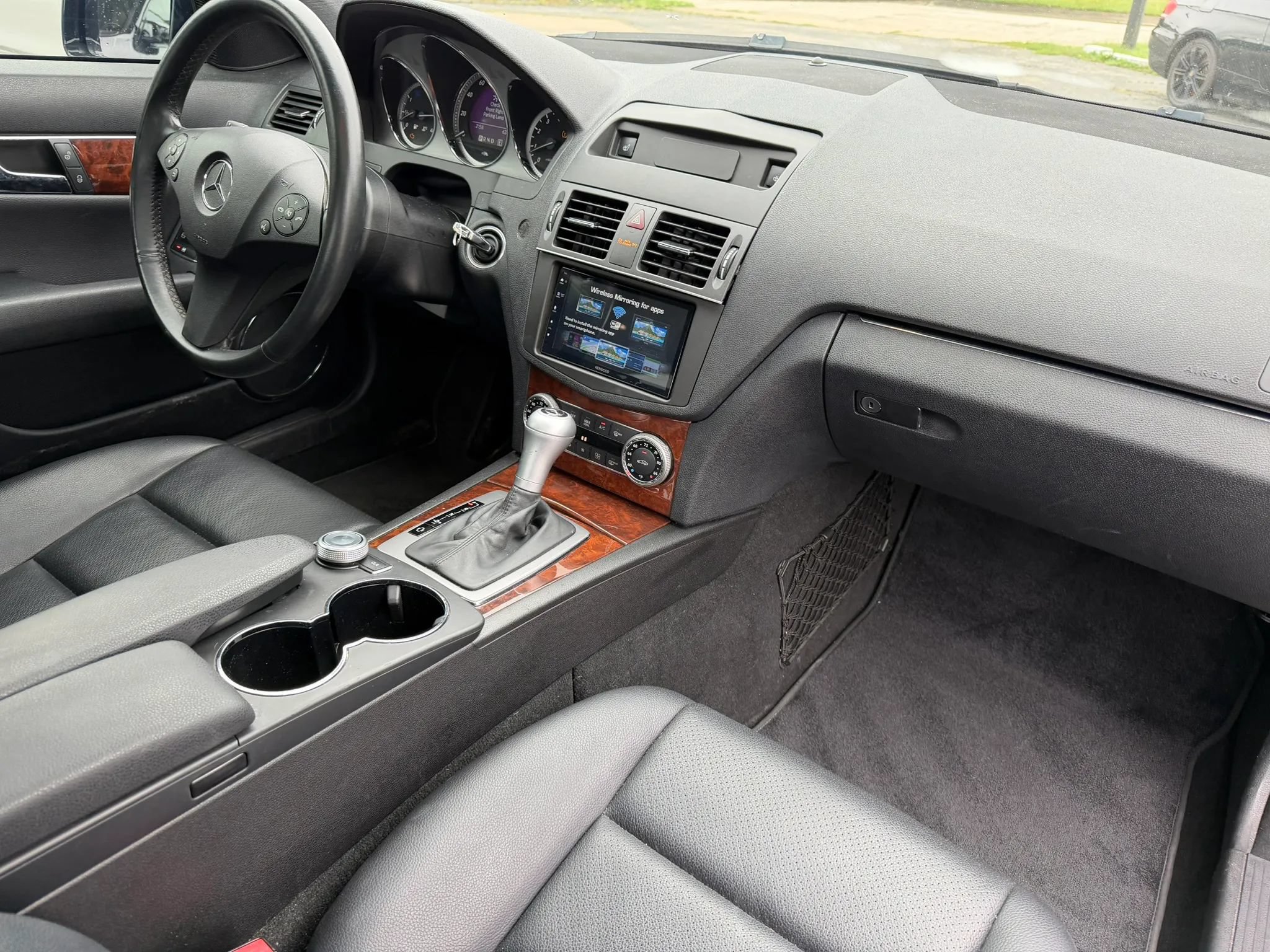 Used 2011 Mercedes-Benz C 300 4MATIC Sedan image 18