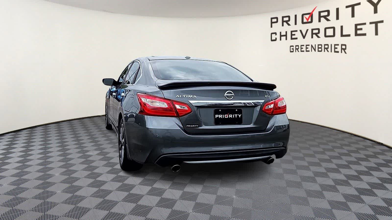 Used 2017 Nissan Altima 2.5 SV FWD image 7