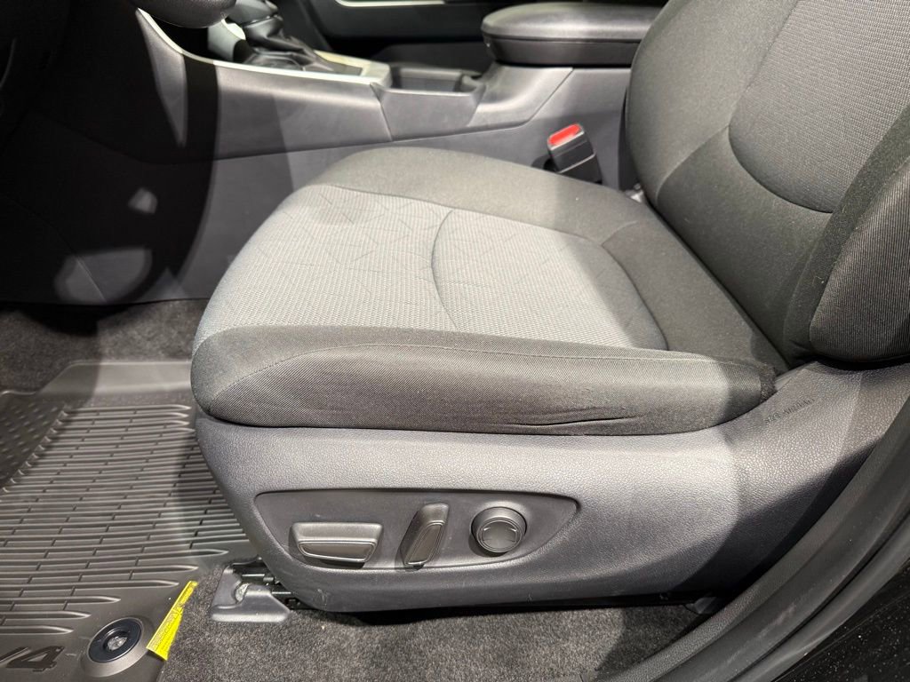 Certified 2025 Toyota RAV4 XLE image 14