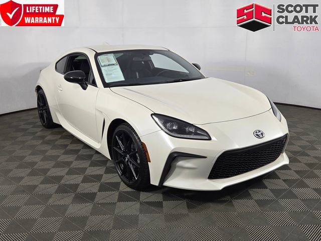 Used 2025 Toyota GR86 Premium RWD image 1