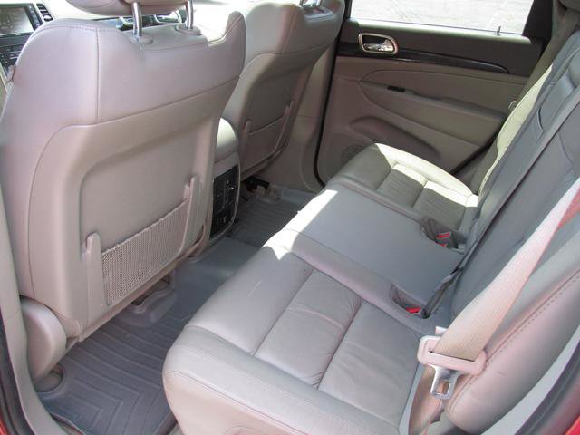 Used 2013 Jeep Grand Cherokee Laredo AWD/4WD image 10