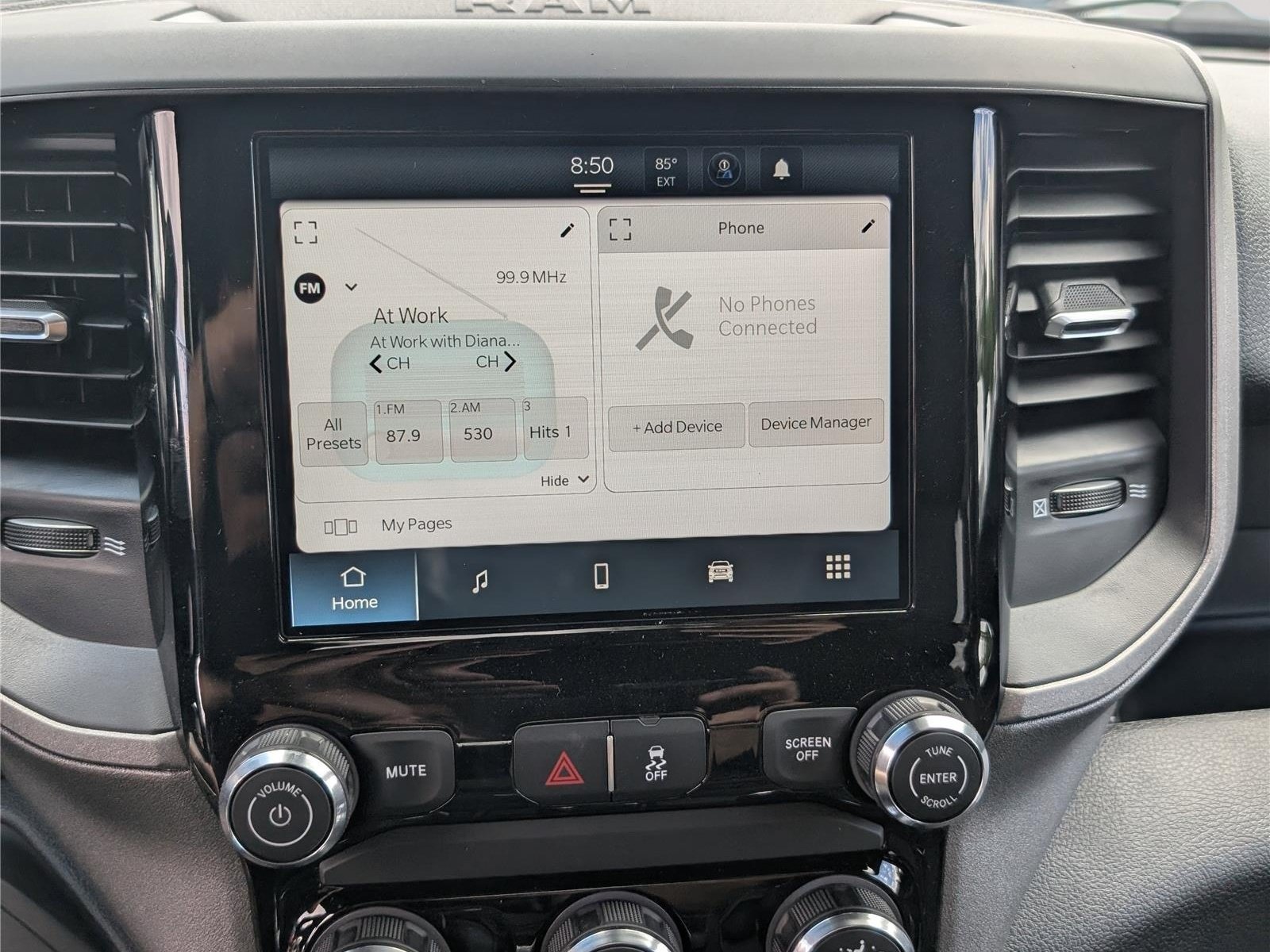 New 2026 RAM 5500 Tradesman AWD/4WD image 23