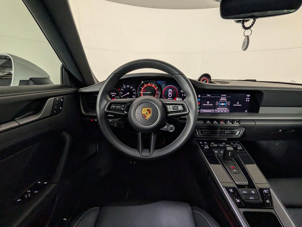 Certified 2022 Porsche 911 Carrera S RWD image 20