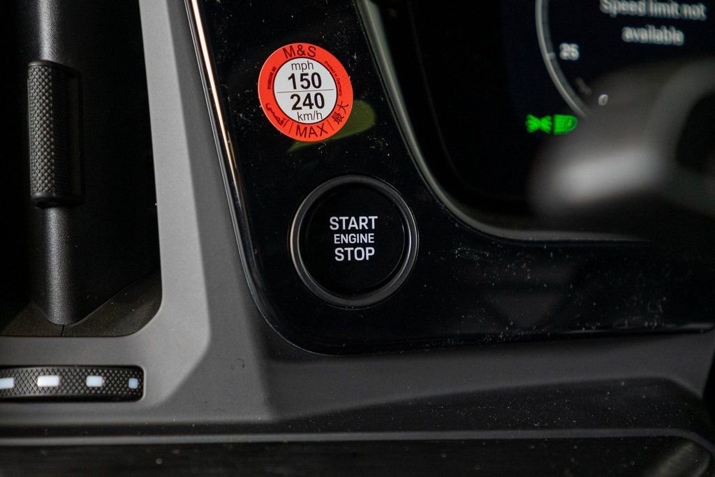 New 2026 Porsche Cayenne GTS image 40