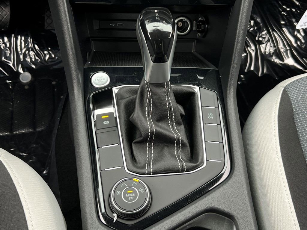 New 2025 Volkswagen Taos S image 26