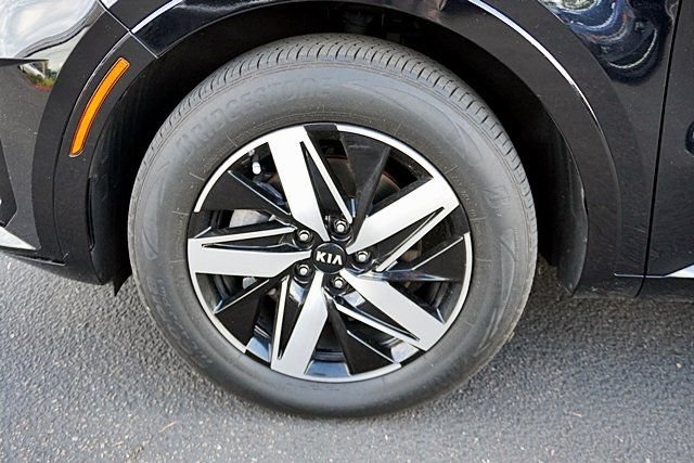 Used 2021 Kia Sorento S FWD image 14