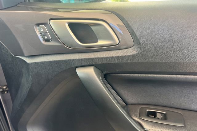 Used 2019 Ford Ranger Lariat w/ Black Appearance Package image 20
