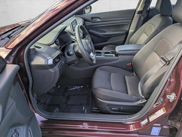 Used 2024 Nissan Altima 2.5 SV image 15