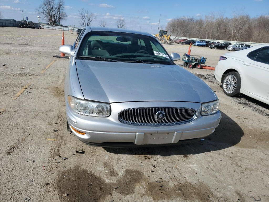 Used 2001 Buick Le Sabre Limited w/ Driver Confidence Pkg image 2