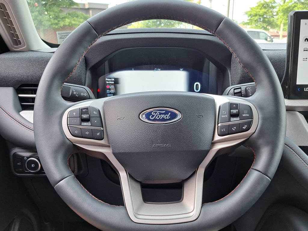New 2026 Ford Explorer Active w/ Active Comfort Package AWD/4WD image 11