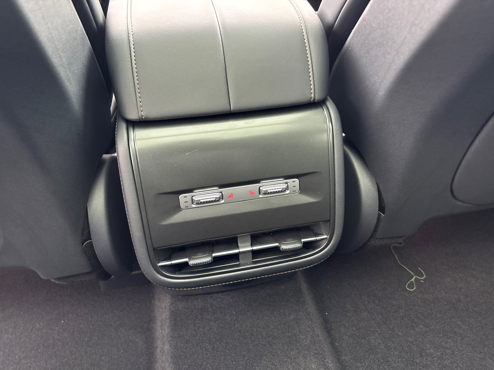 New 2026 Lincoln Nautilus Reserve w/ Jet Appearance Package image 34