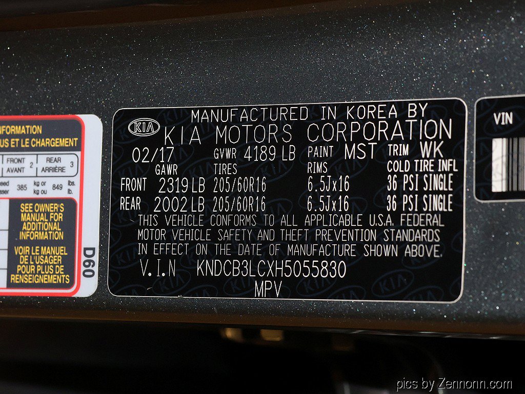 Used 2017 Kia Niro LX FWD image 37