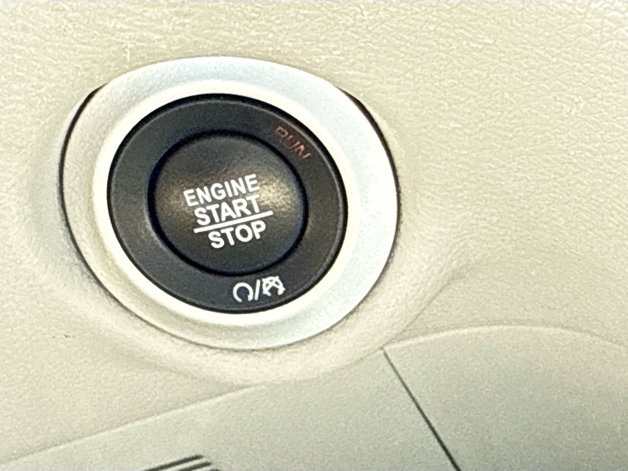Used 2023 Chrysler Pacifica Touring-L FWD image 36