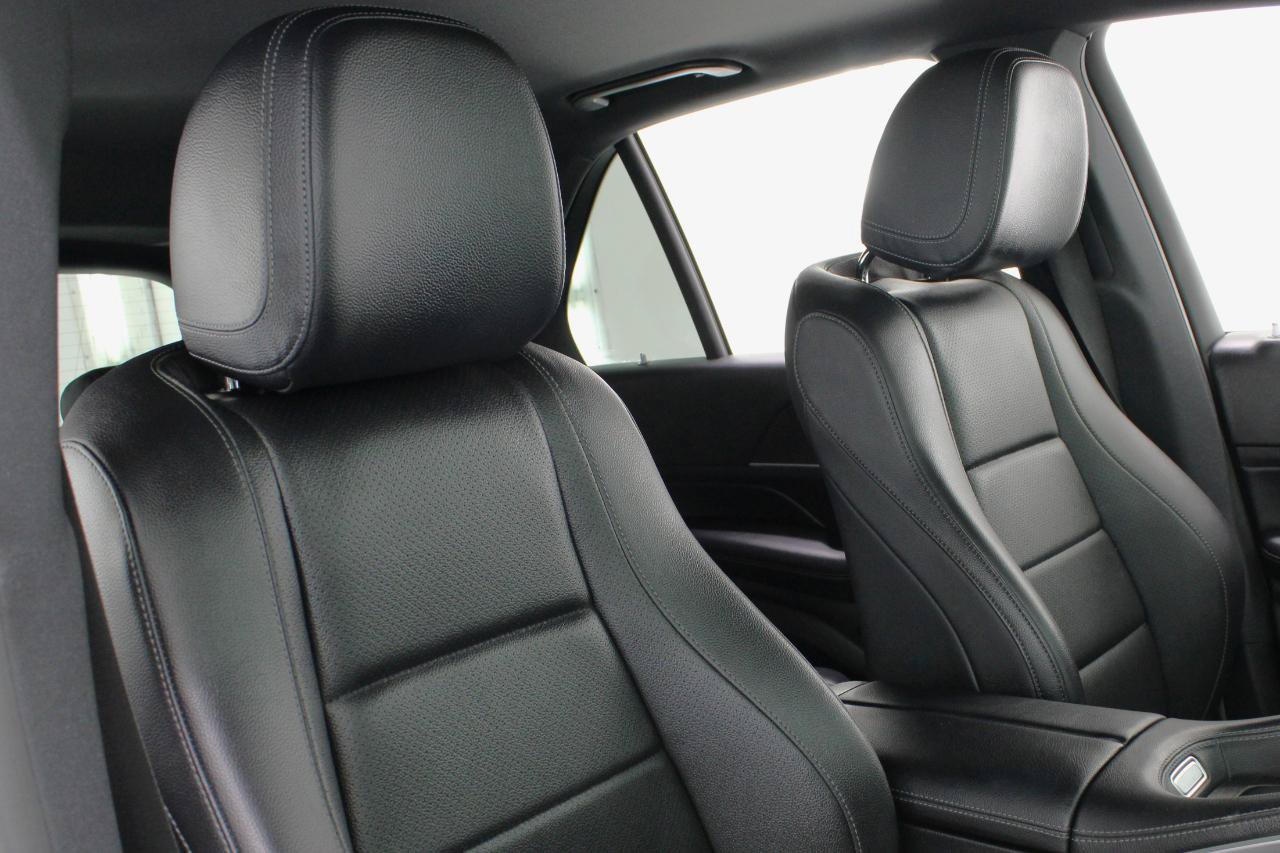 Used 2020 Mercedes-Benz GLE 350 4MATIC w/ Premium Package image 48