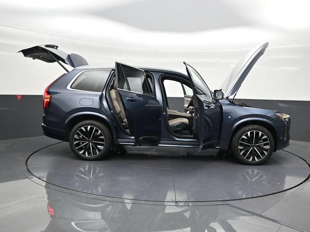 New 2026 Volvo XC90 B6 Plus w/ Protection Package Premier AWD/4WD image 30